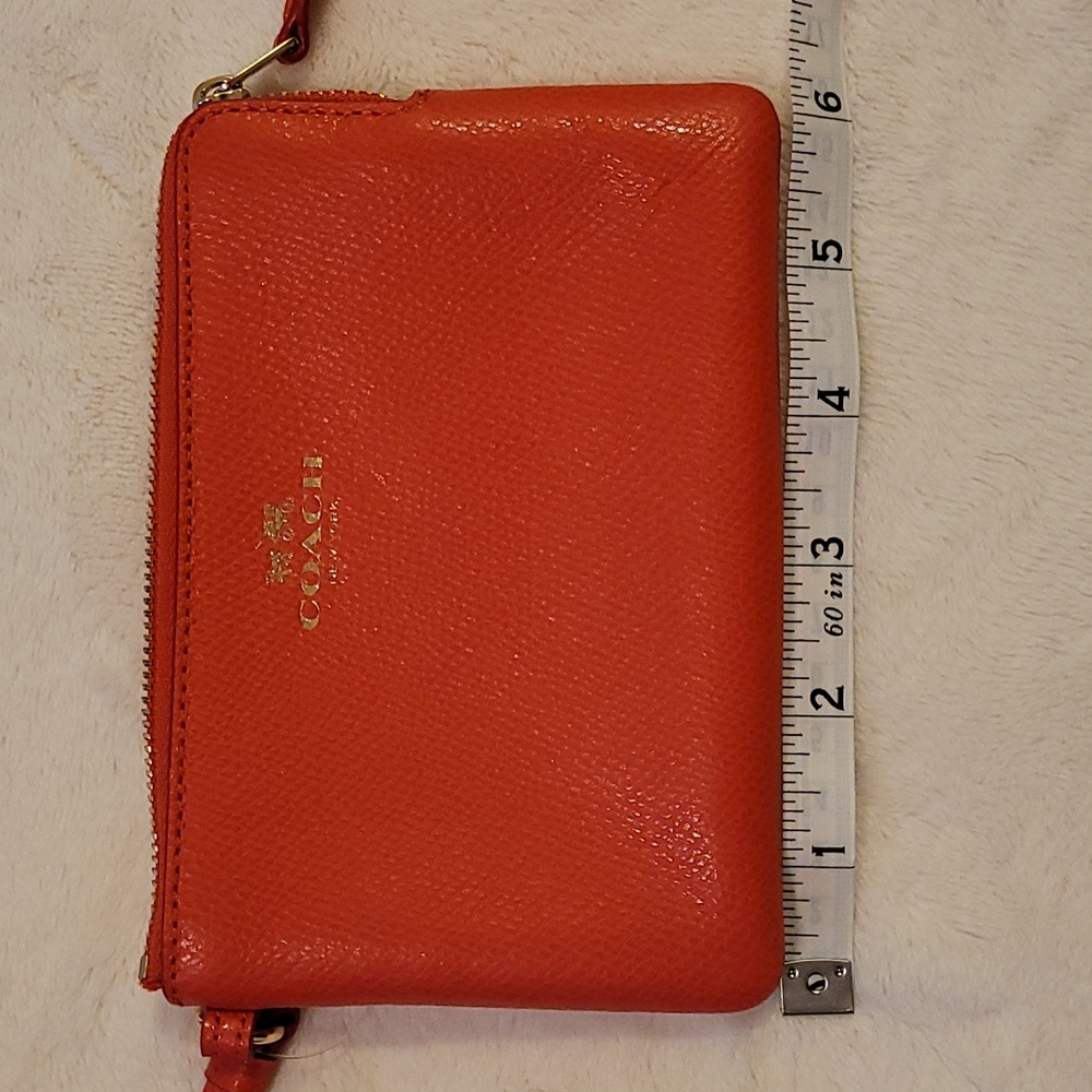 Coach Burnt Orange Wristlet NWOT - Picture 5 of 6